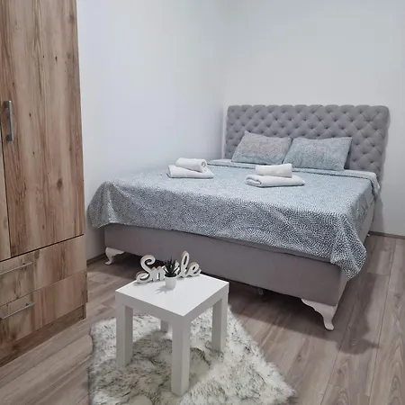 Apartment Emili Lux *