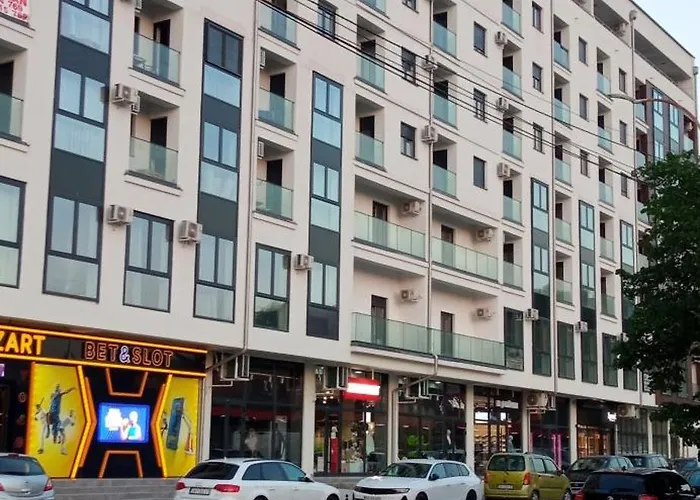 Emili Lux * Jagodina